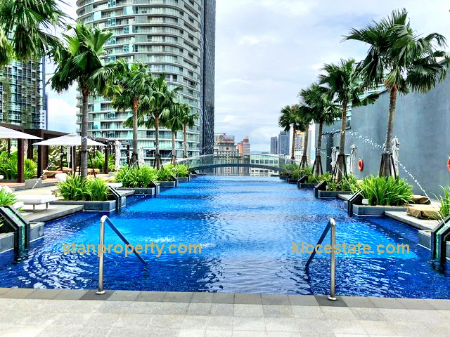 KLCC Luxurious Duplex Penthouse With 6 Star Hotel Service