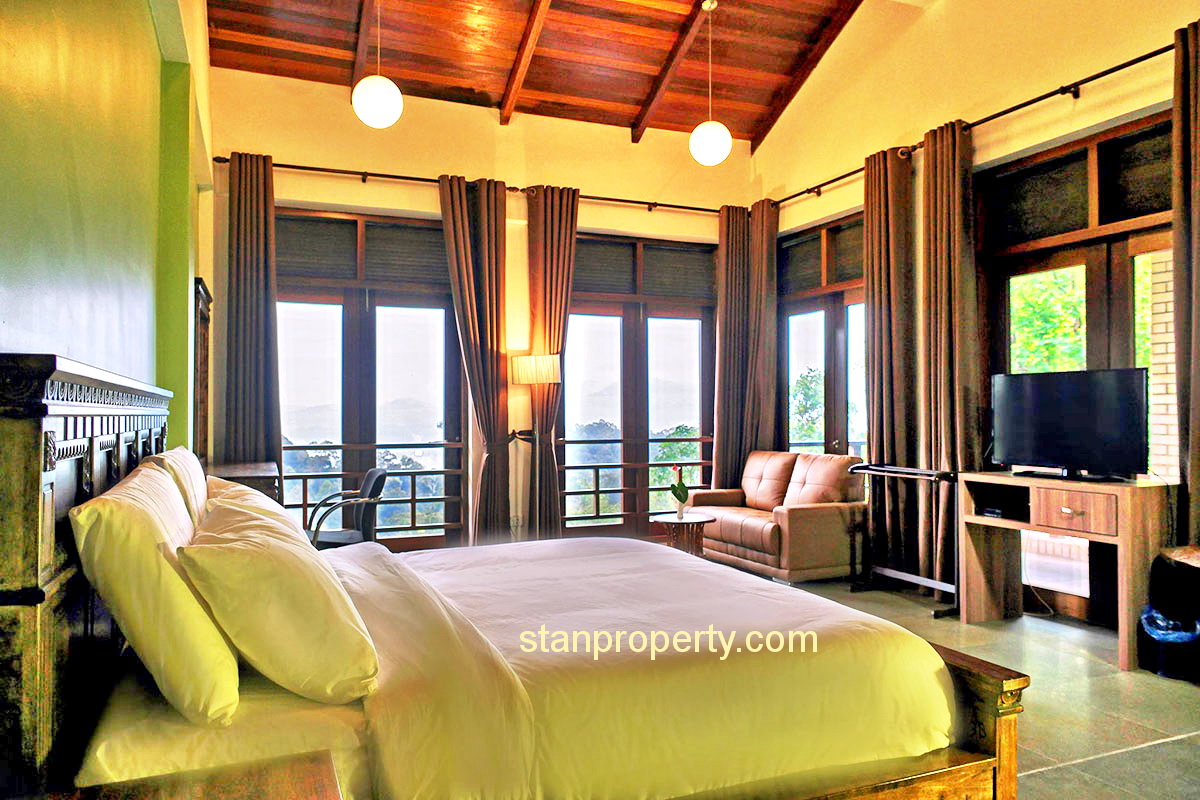 Janda Baik Stunning Resort Bungalow Land