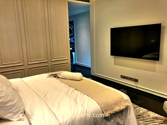 Four Seasons Luxurious Furnished Condo