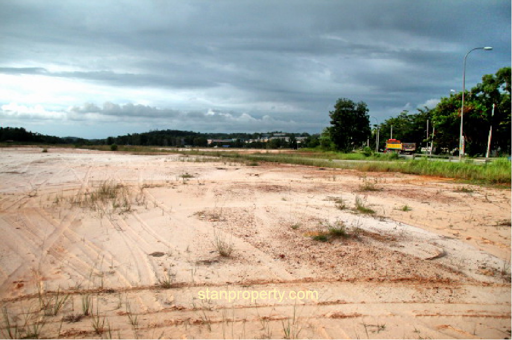 Mahkota Cheras Land