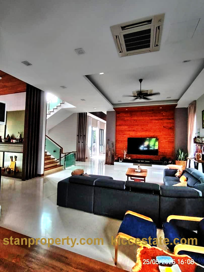 Seri Kembangan Bungalow