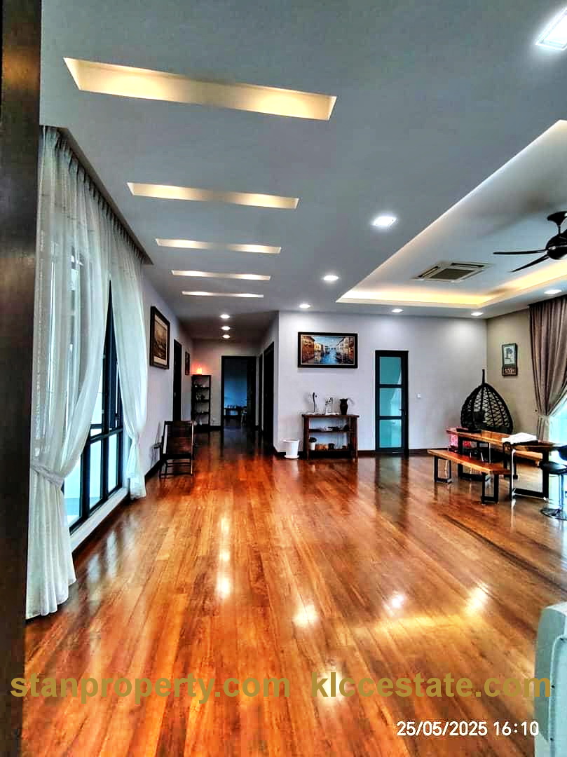 Seri Kembangan Bungalow