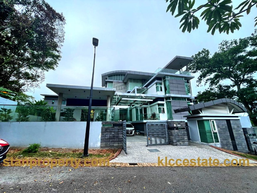 Tropical Villa