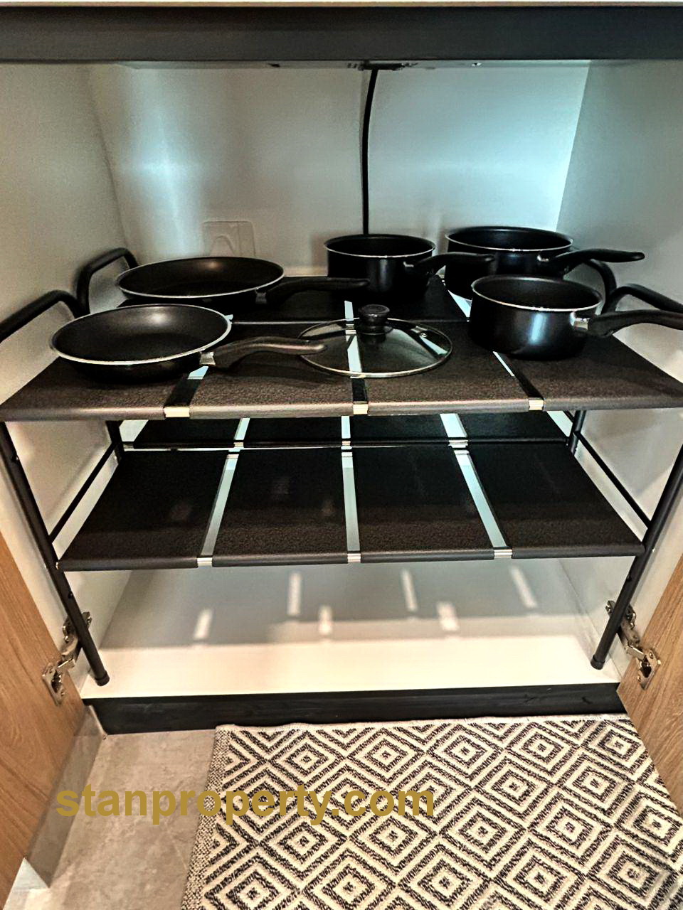 Boulevard Service Apartment