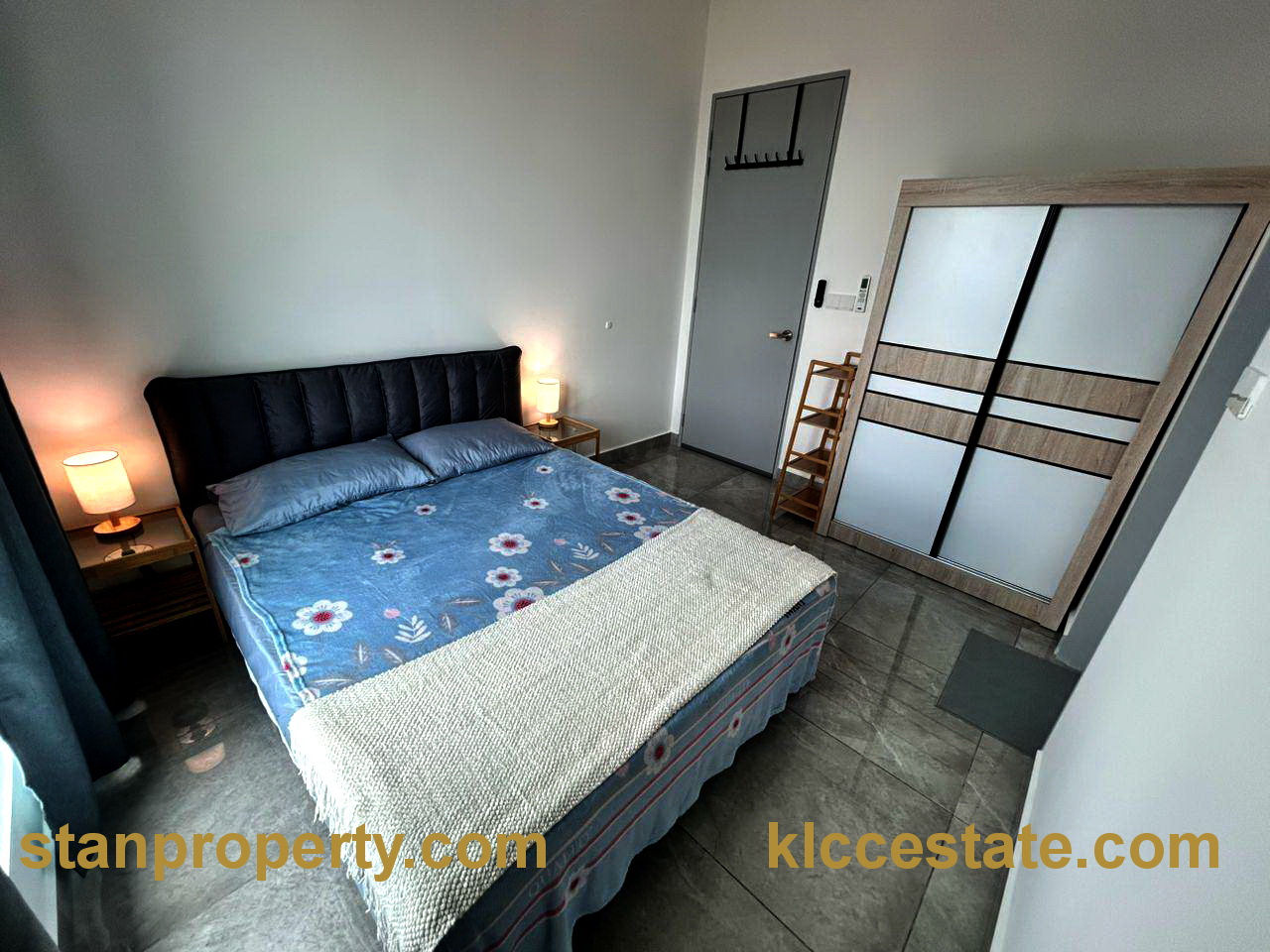 Boulevard Service Apartment