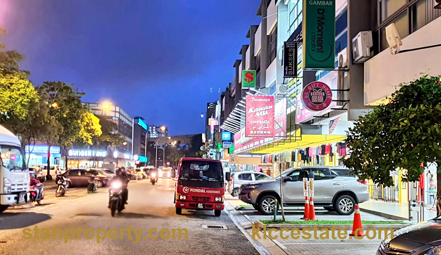 Corner Shop Sugai Besi