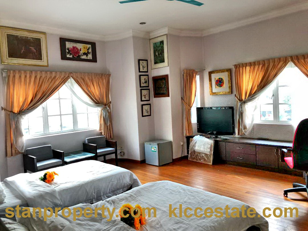 Bukit Jalil Golf & Country Resort  Bungalow