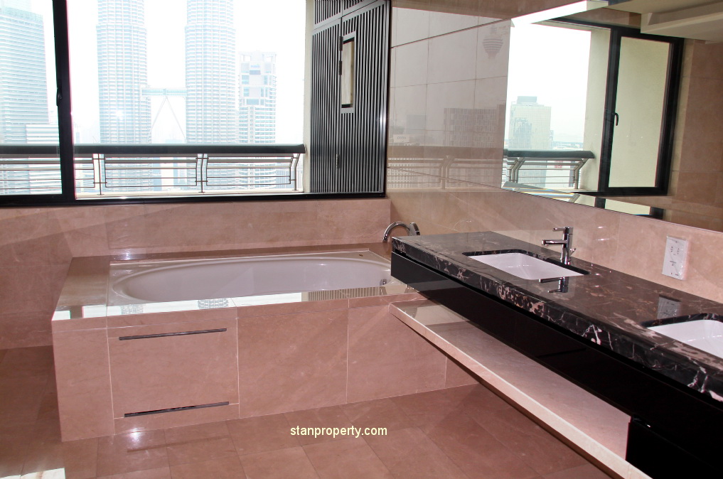 Binjai On The Park Penthouse