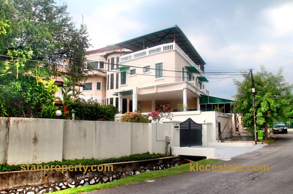 Tropical Villa
