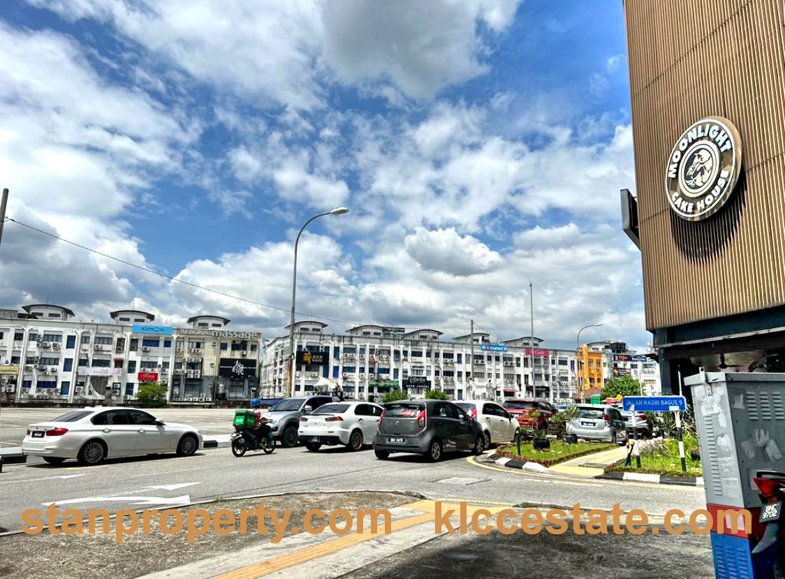 Stanproperty Sri Petaling Corner Shop