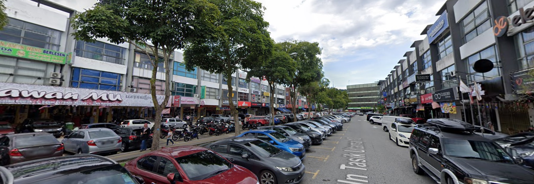 Stanproperty Sugai Besi Corner Shop